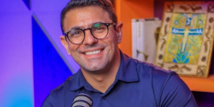 Simon Ráfaga transforma fé, família e empreendedorismo em inspiração para milhões nas redes sociais