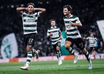 Famalicão empata com Sporting em jogo marcado por expulsão