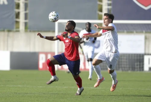 Polêmica de pênalti elimina Oliveirense da Taça de Portugal