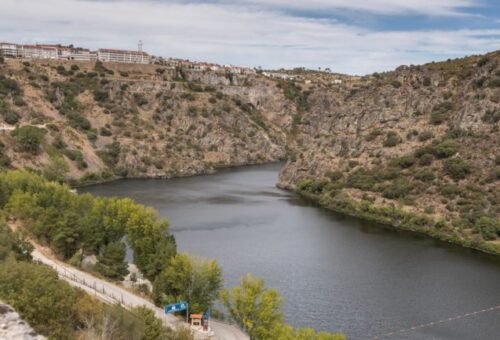 Termas das Caldas de Moledo reabrem após recuperação no Douro