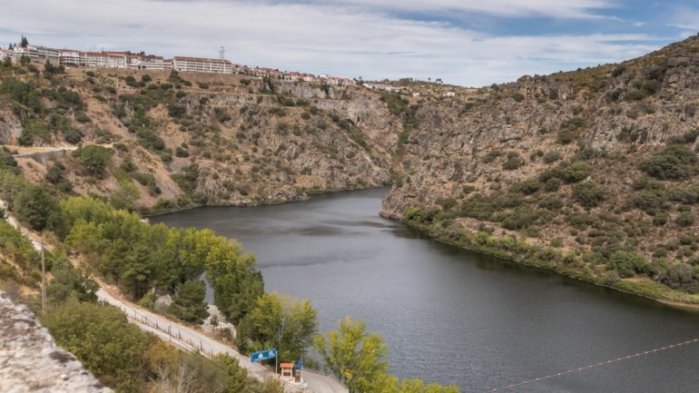 Termas das Caldas de Moledo reabrem após recuperação no Douro