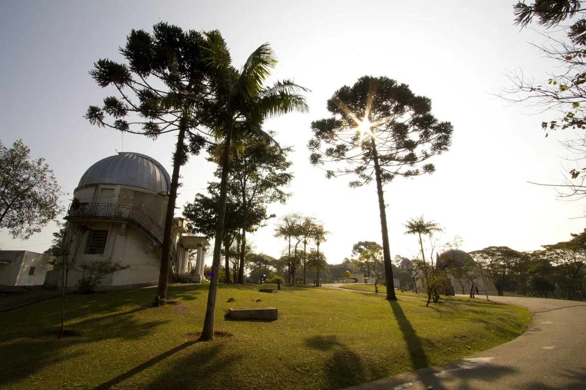Cientec realiza evento noturno de astronomia e trilhas em São Paulo
