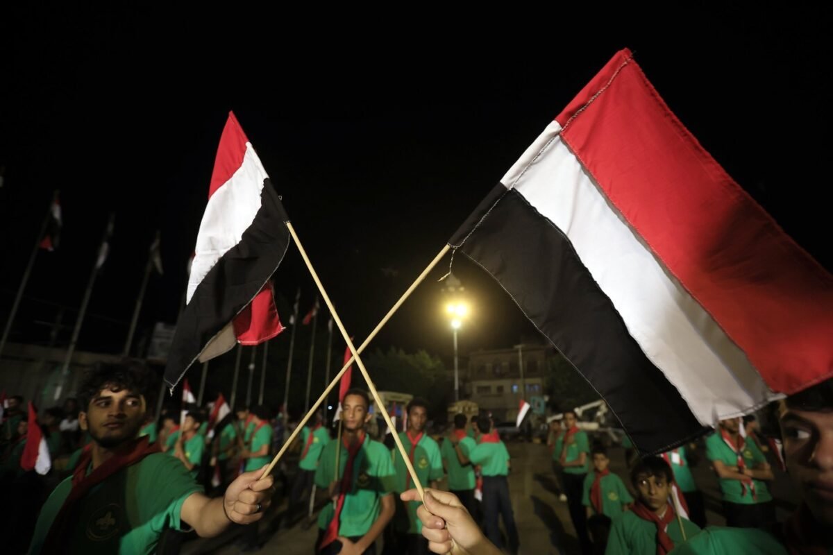 G7 pede fim de ataques dos houthis a transportes marítimos