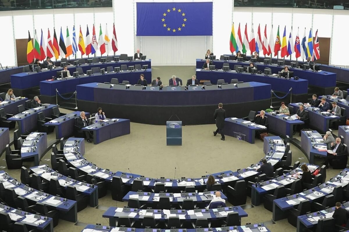 Europa já olha para 2029: maior família política europeia prepara estratégia para travar direita radical