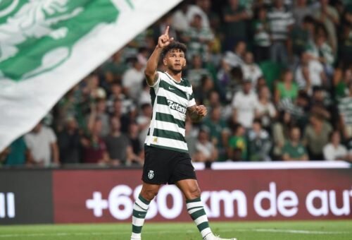Luis Suárez brilha e amplia vantagem do Sporting em sete jogos