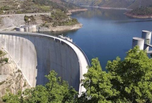 Barragens em Portugal têm 77% de armazenamento de água, diz APA