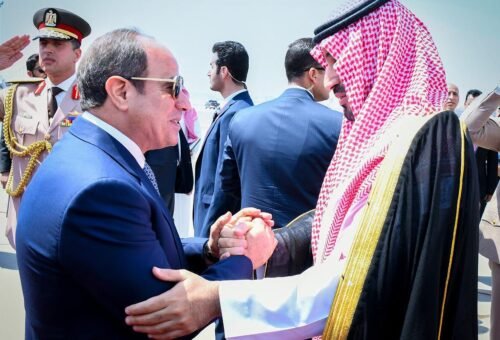 Sauditas buscam apoio internacional contra houthis em nova ofensiva