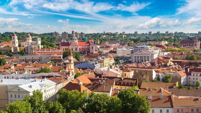 Lituânia quer proibir compra de imóveis perto de locais sensíveis por russos e bielorrussosCréditos:Foto Depositphotos