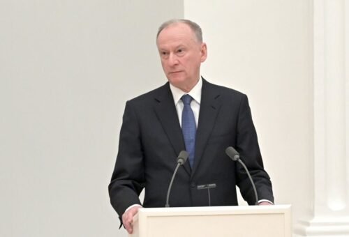 Assessores de Putin alertam sobre possível guerra com a Polônia