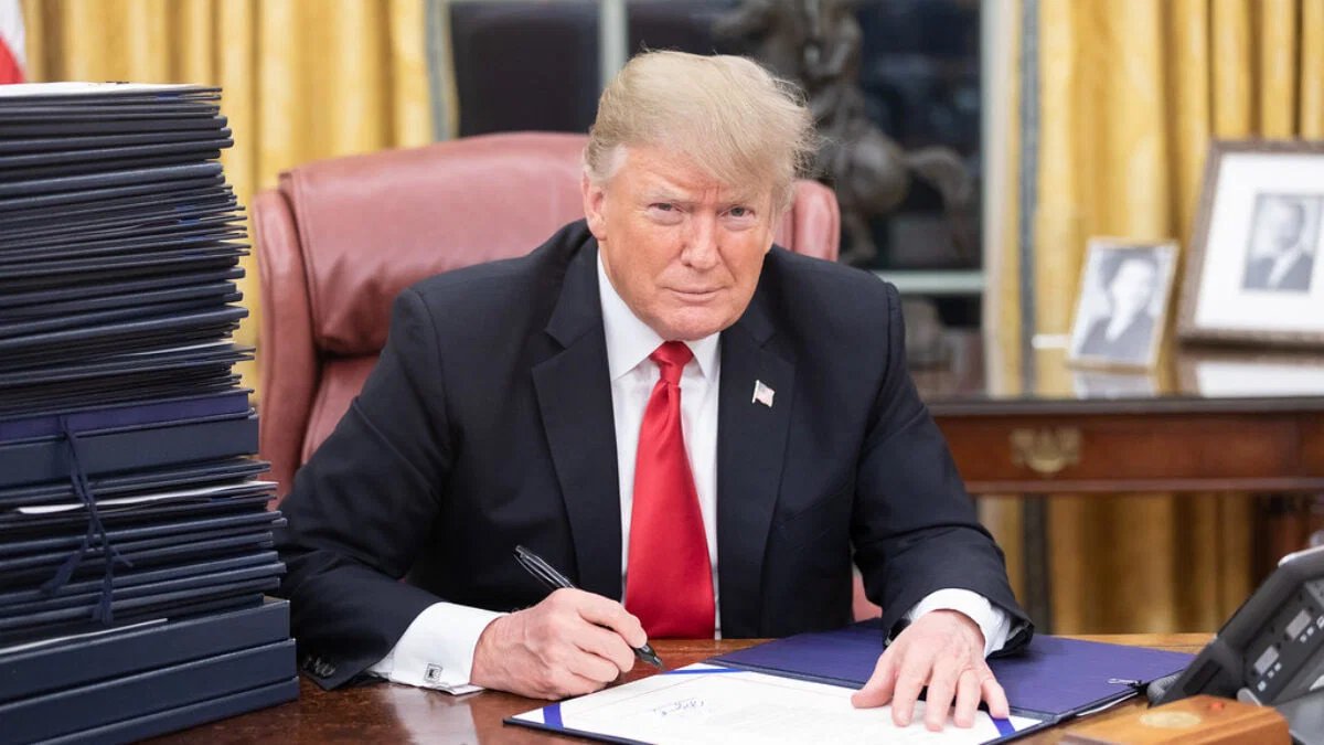 Tarifas de Trump quase não afetaram exportações da UE, mas Portugal foi dos países mais penalizados