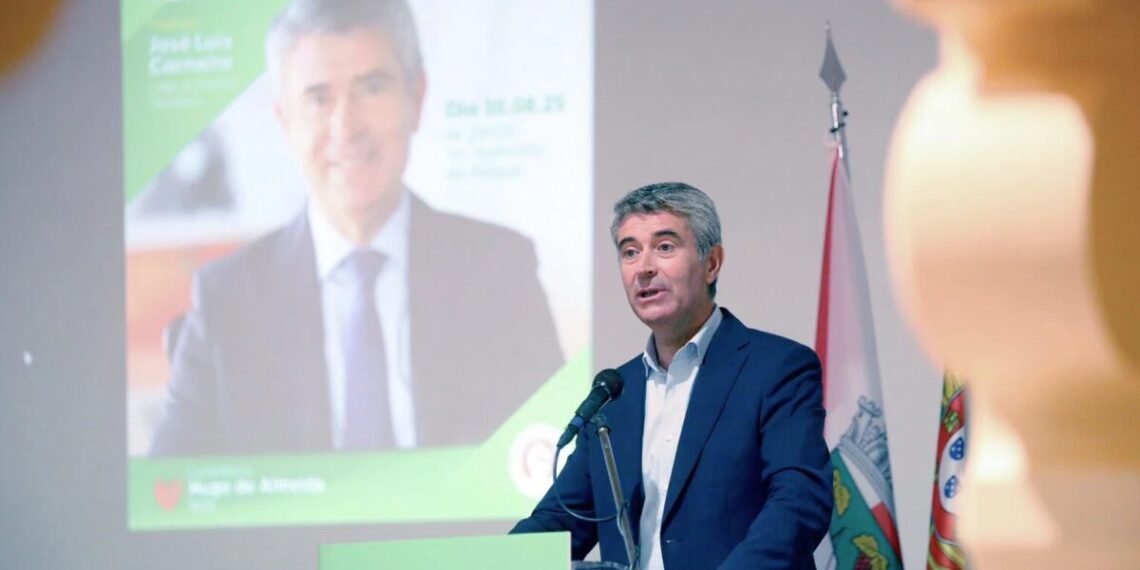 Carneiro diz que não será pelo PS que haverá “crise política” em Portugal