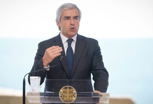 Nuno Melo atribui atrasos nas matrículas a políticas do PS e imigração