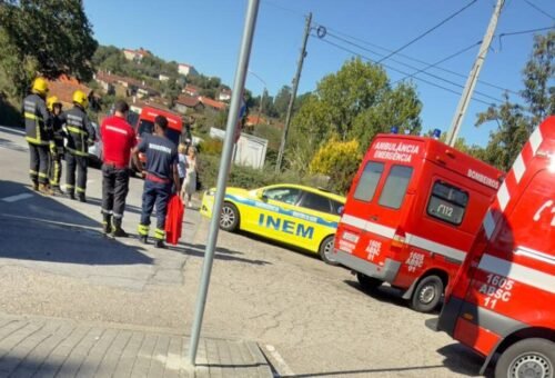 Acidente em Cerveira deixa quatro mulheres feridas em colisão de três carros