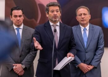 Chega avança com moção de censura ao governo