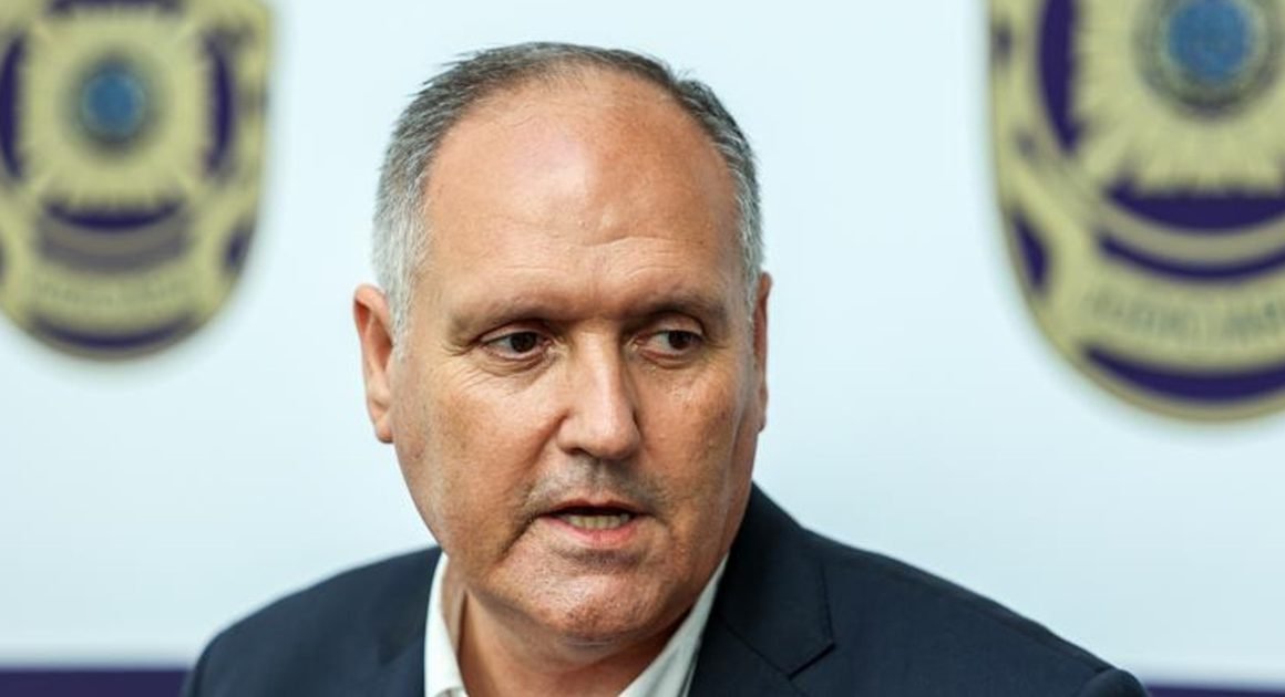Ministério Público investiga diretor da PJ por falsa declaração e abuso de poder