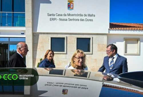 Ministra inaugura lar em Mafra sem autorização da segurança social