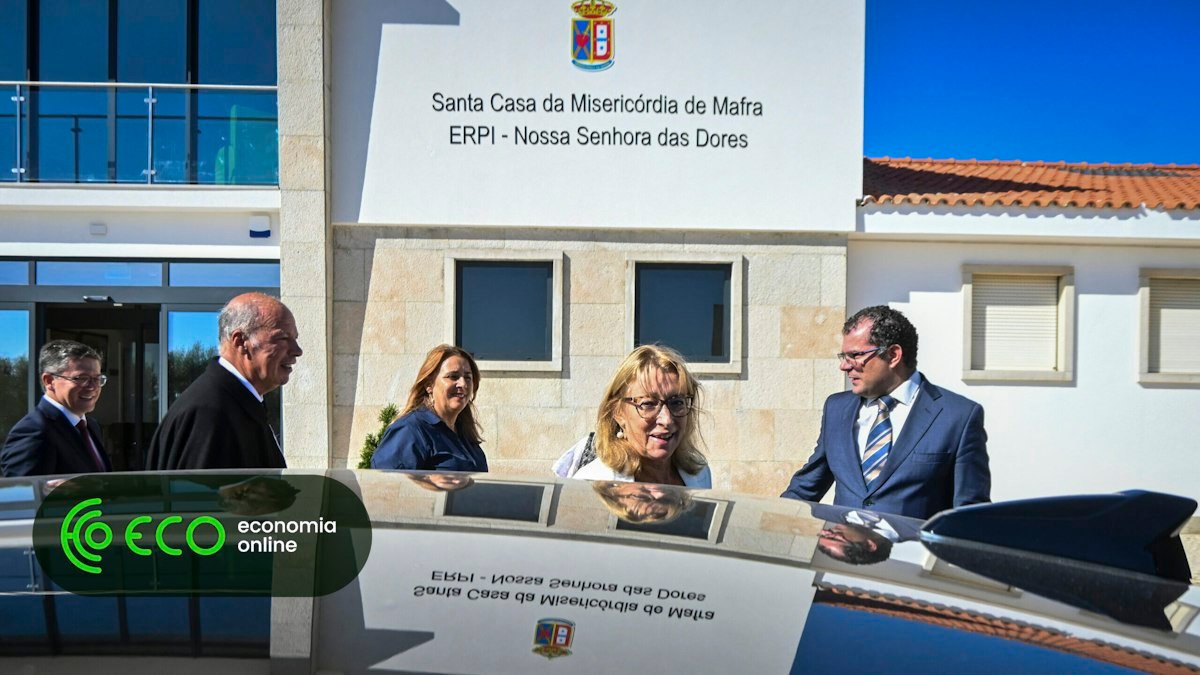 Ministra inaugura lar em Mafra sem autorização da segurança social