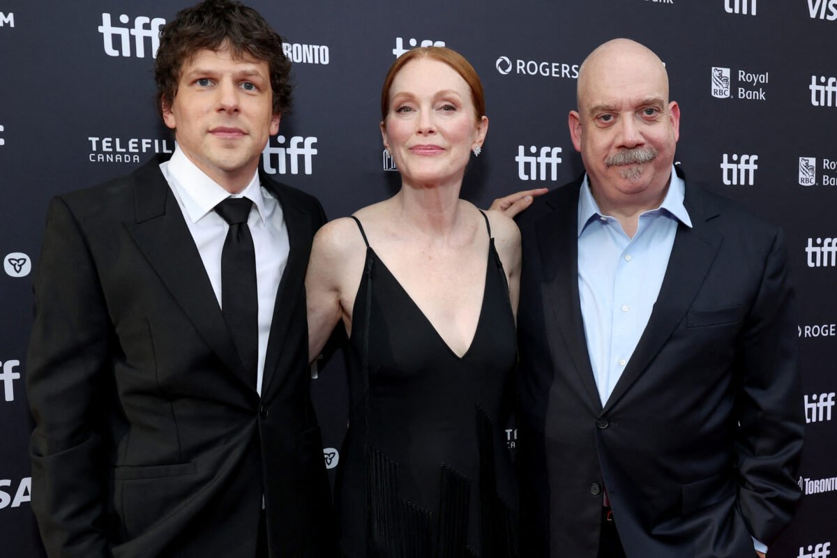Jesse Eisenberg destaca-se em novo filme com Julianne Moore e Paul Giamatti