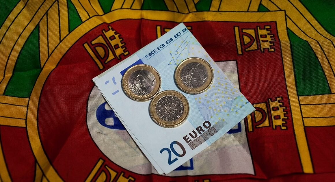 Juros da dívida sobem a cinco e 10 anos para máximos desde 2014 e 2017