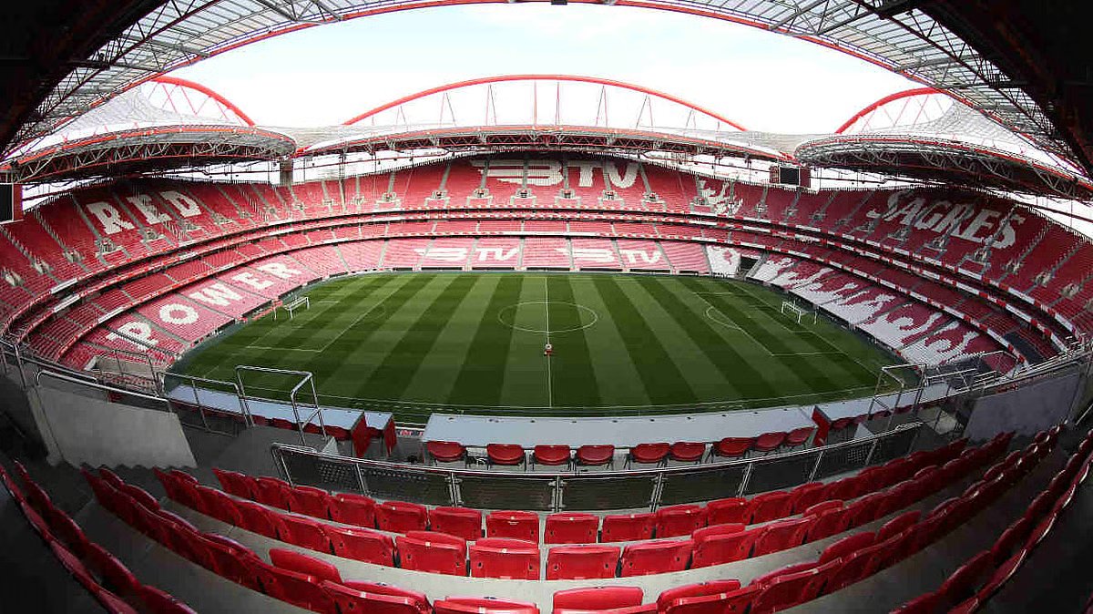Benfica é multado em 13 mil euros por incidentes em jogo contra o Gil Vicente