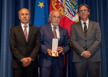 Barcelos homenageia ex-autarca fernando reis pelo "contributo decisivo para a transformação" da cidade