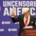 Milo Yiannapoulos foi editor do site Breitbart e um dos rostos da 'alt-right' que estiveram ao lado de Trump desde o inícioCréditos:TNS v...