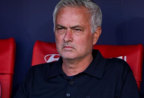 José Mourinho critica arbitragem após dérbi de Madrid