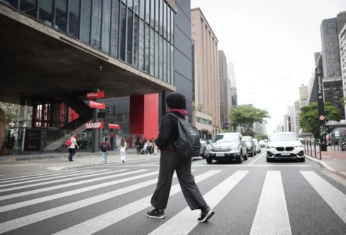 Previsão do tempo para terça-feira (22) em SP: Instabilidade e alertas