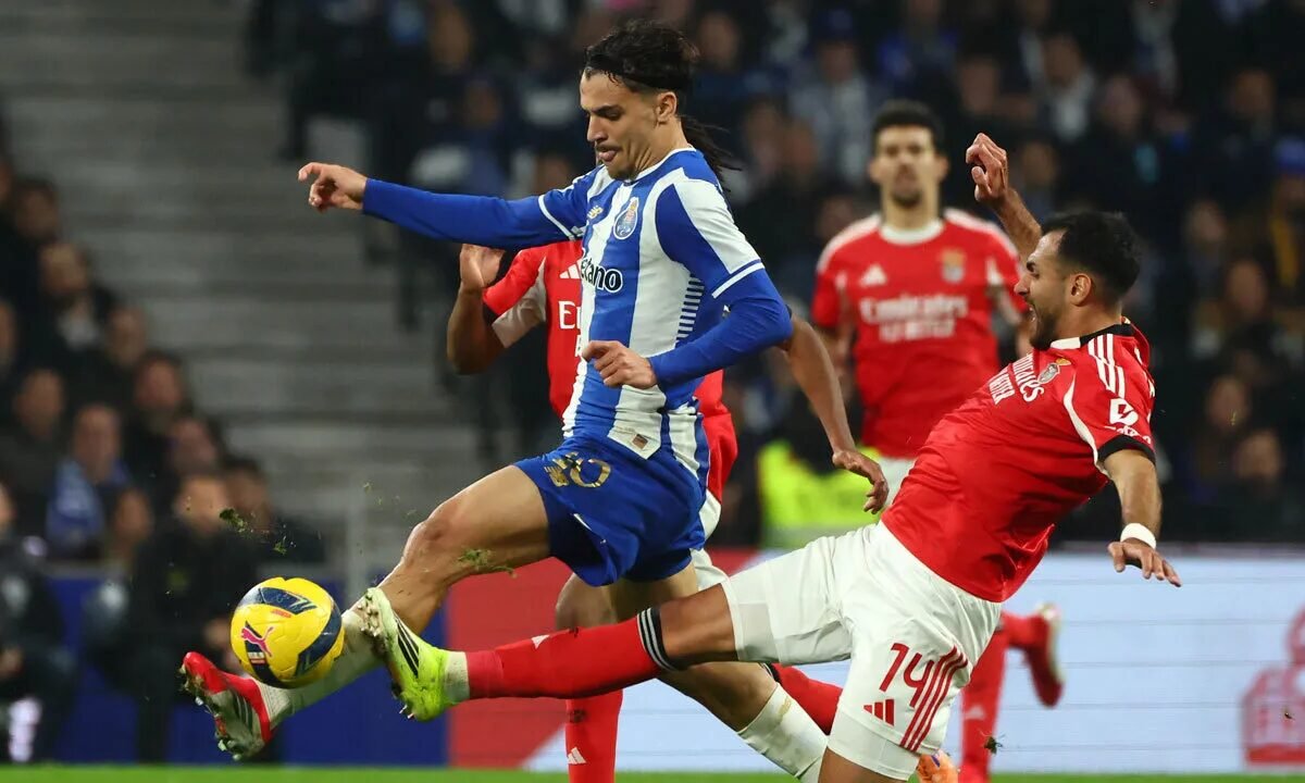 FC Porto e Benfica se enfrentam em clássico que promete emoções fortes
