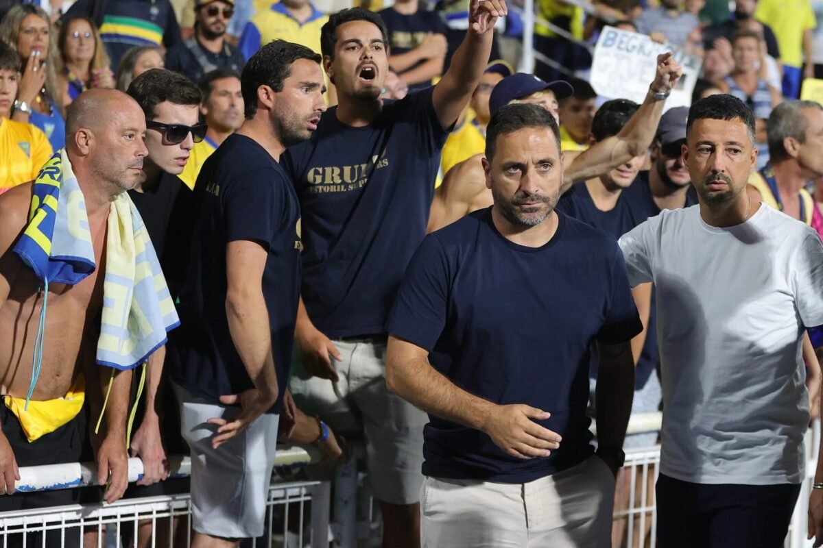 Vasco Matos reconhece dificuldade em sua carreira como treinador do Estoril