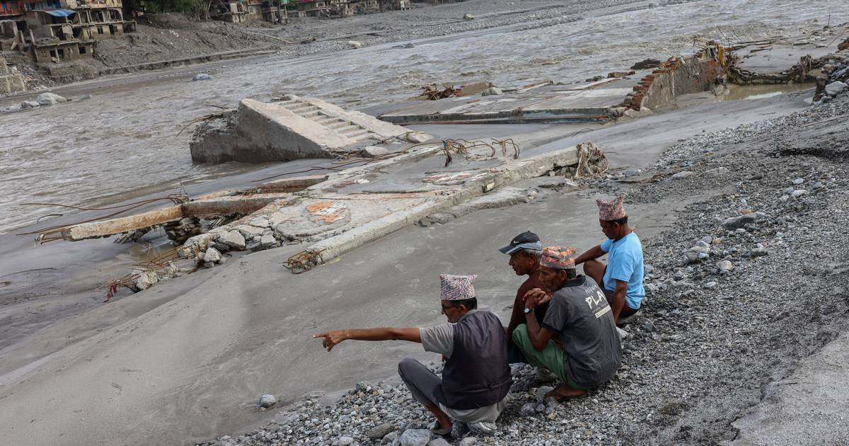 Aquecimento global provoca inundação súbita na fronteira Nepal-China