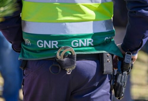 Homem detido por dirigir alcoolizado e em contramão na A17