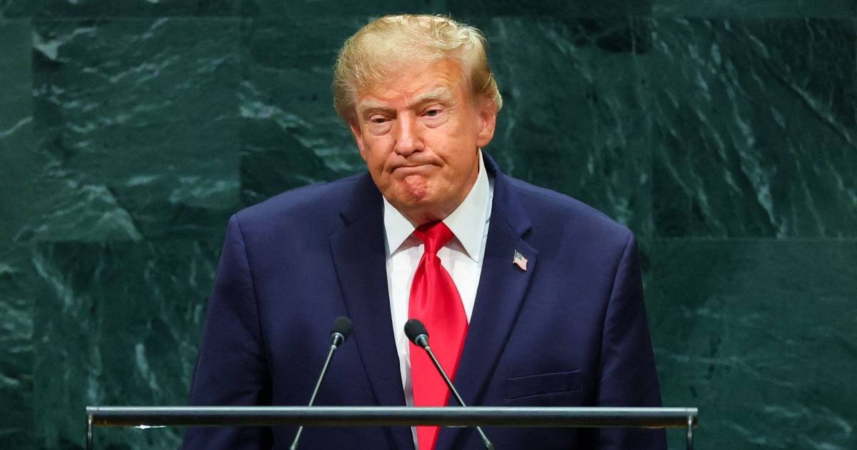 Donald Trump critica libertação de britânicos detidos perto de base militar dos EUACréditos:Mike Segar // Reuters
