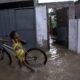 Cheias ou seca extrema: efeitos do El Niño na América Latina atingem 25,8 milhões de criançasCréditos:Bruna Prado/AP