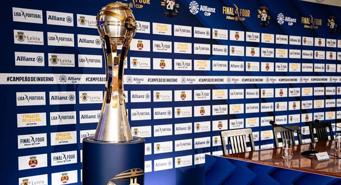 Taça da liga tem troféu renovado