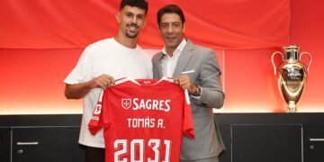 Tomás araújo renova com benfica até 2031