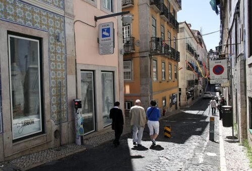Três homens são presos por tiroteio que feriu turista em Lisboa