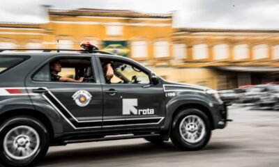 Polícia Militar resgata três reféns durante ação contra roubo a residência na zona oeste de São Paulo