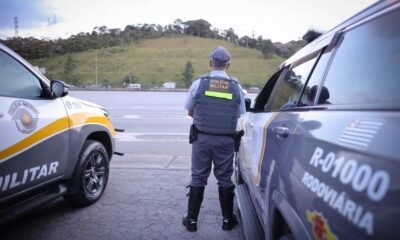 Polícia Rodoviária apreende mais de 2 toneladas de maconha no interior de São Paulo
