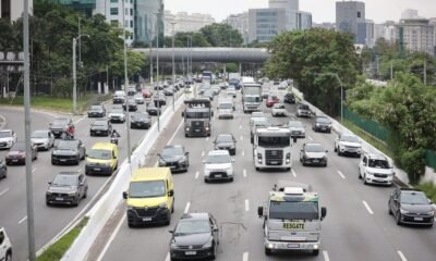 Licenciamento é obrigatório para placas de final 7 e 8 em outubro no estado de SP