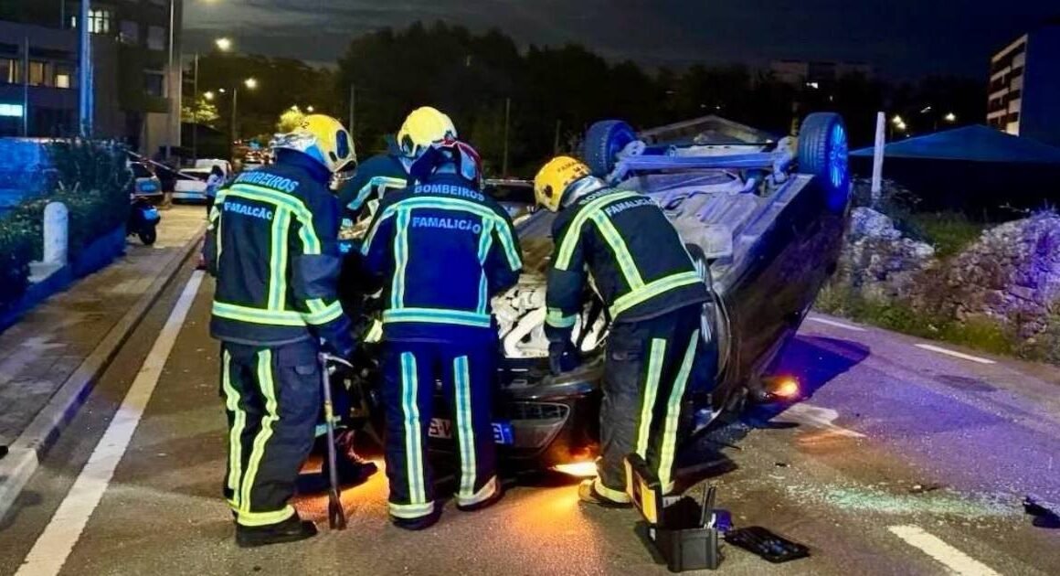 Capotamento em famalicão faz um ferido