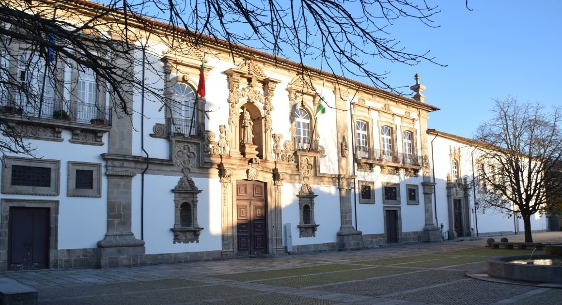 Governo 'dá' 667 milhões aos municípios do minho: guimarães é quem mais recebe