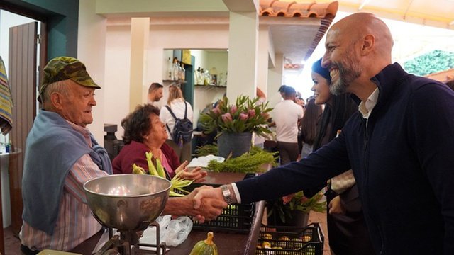 A visita do Chega ao Mercado do Santo da SerraCréditos:foto Chega