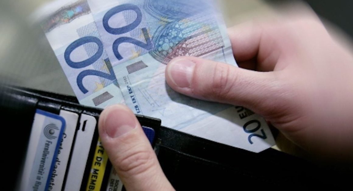 Oficial: salário mínimo sobe para 970 euros