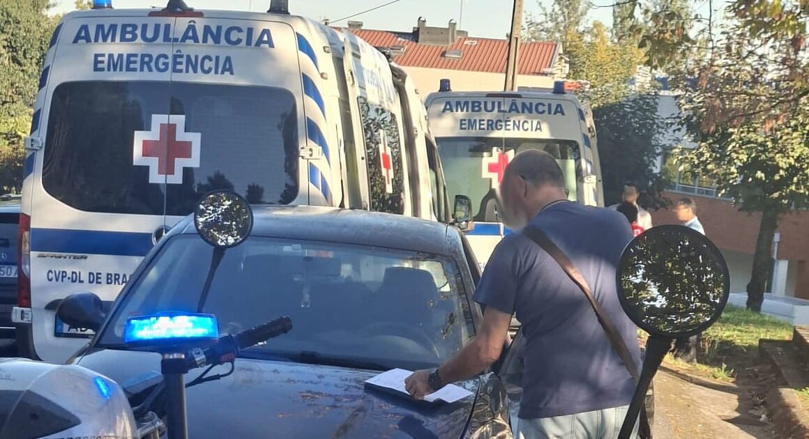 Colisão faz dois feridos em braga