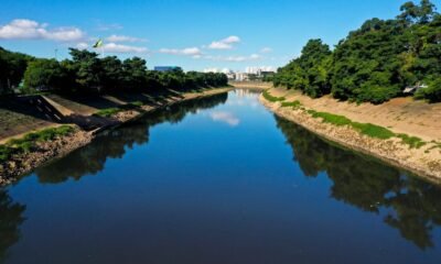 Conheça os municípios da Grande São Paulo que vão receber 460 km de tubulações e mais de 100 estações para retirar esgoto dos rios e mananciais