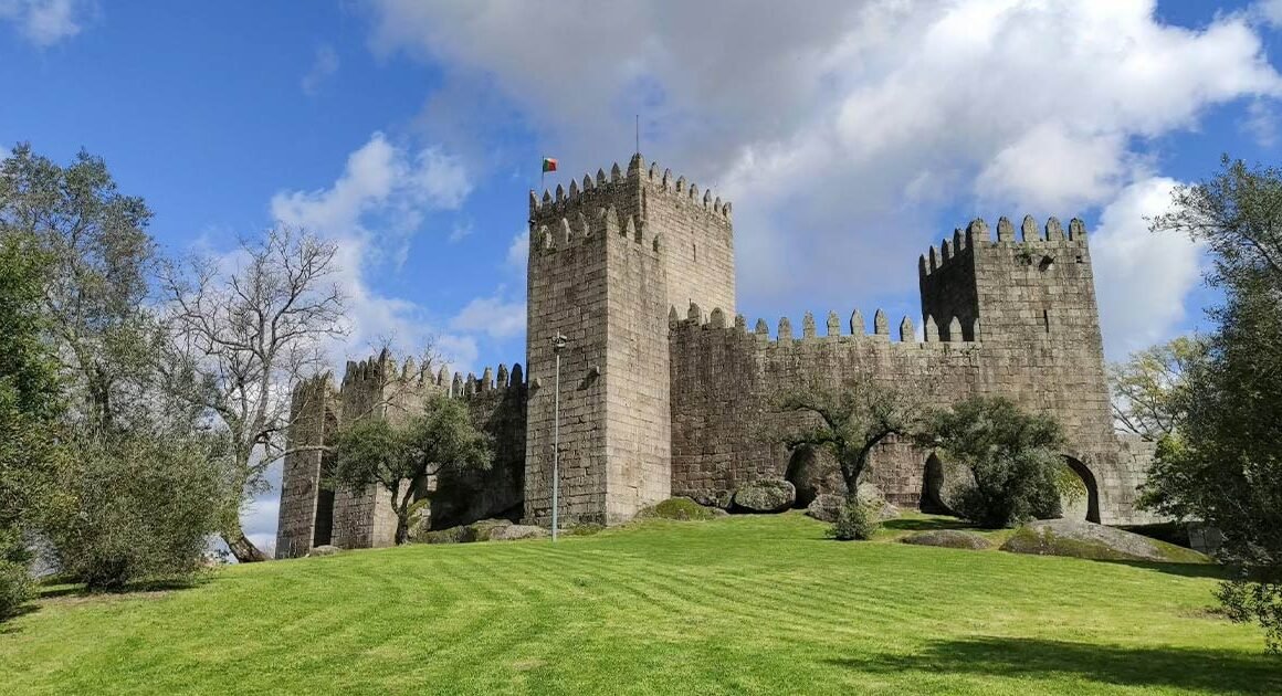 Castelo de guimarães com entrada livre esta quarta-feira