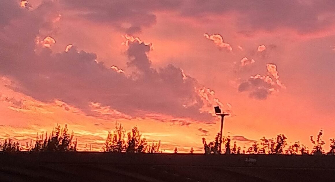 Pôr do sol deslumbrante em braga anuncia regresso do bom tempo