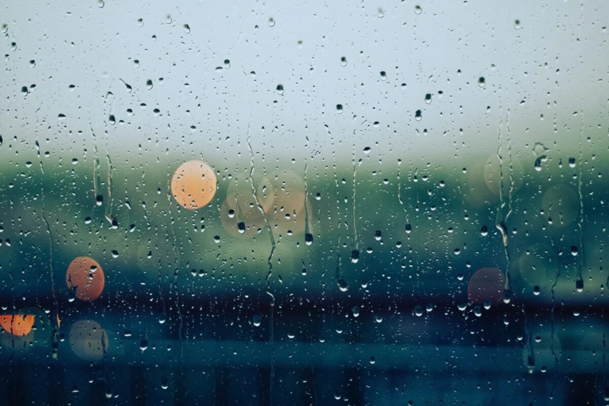 Portugal prepara-se para um fim de semana de contrastes no tempo: Calor de hoje passa a chuva com trovoadas no domingo