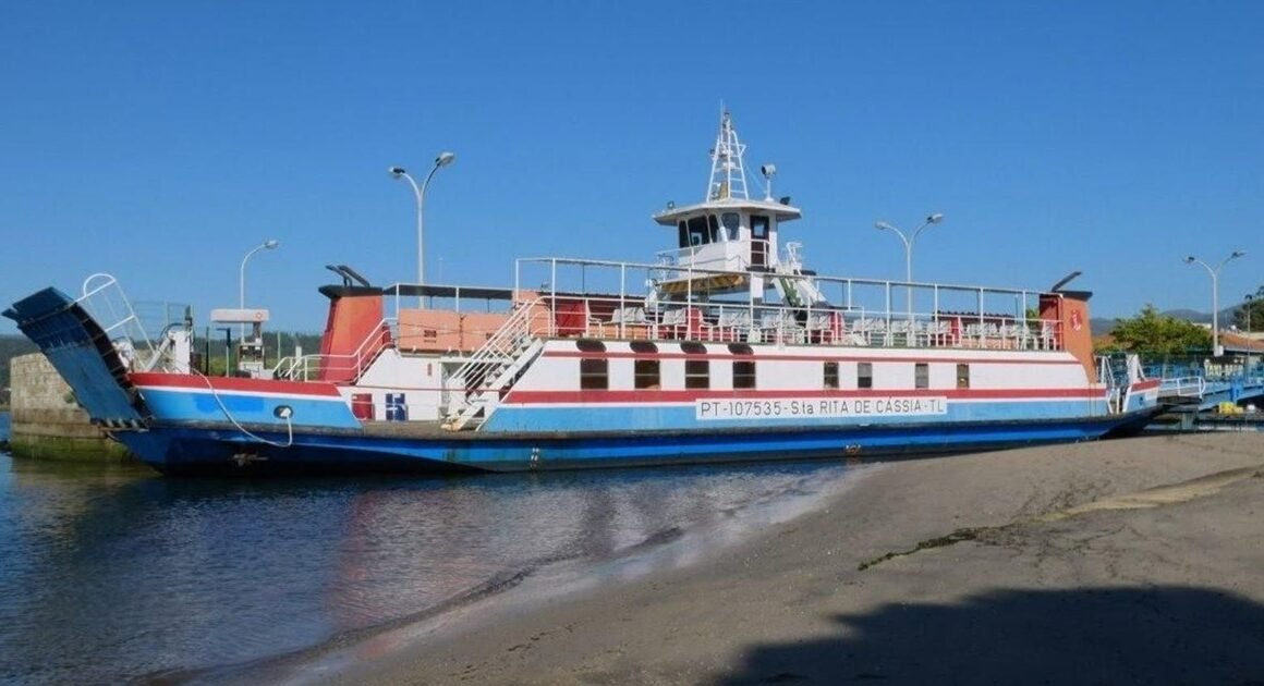 'ferry-boat' de caminha em hasta púbica